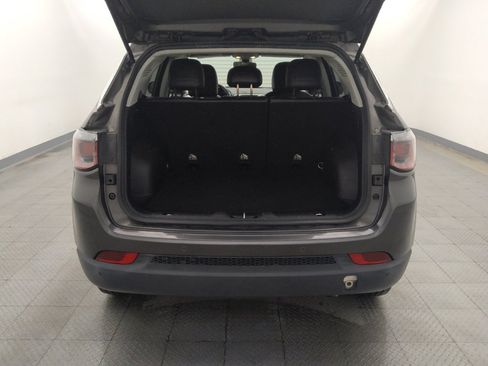 Used 2018 Jeep Compass Latitude w/ Popular Equipment Group AWD/4WD image 29