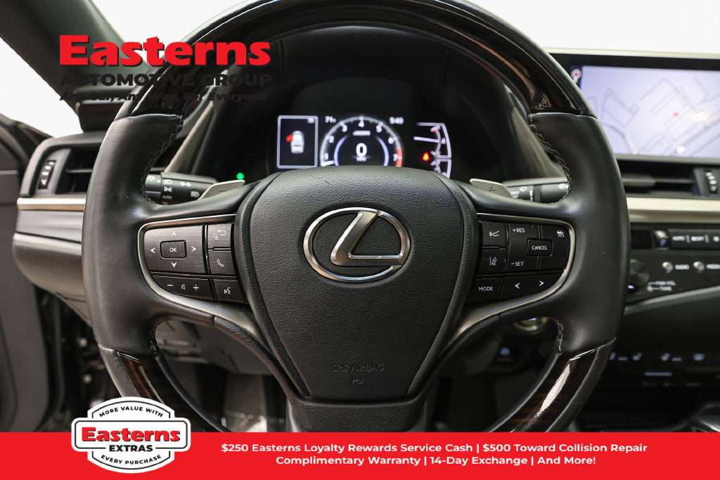 Used 2020 Lexus ES 350 w/ Accessory Package FWD image 11