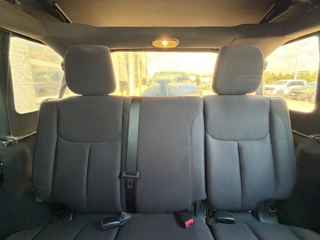 Used 2014 Jeep Wrangler Unlimited Sport w/ Quick Order Package 23S AWD/4WD image 25