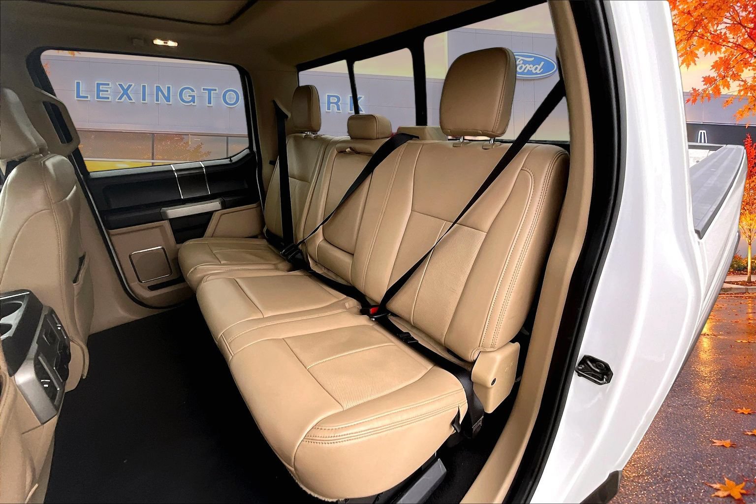 Used 2020 Ford F250 Lariat w/ Lariat Ultimate Package AWD/4WD image 23