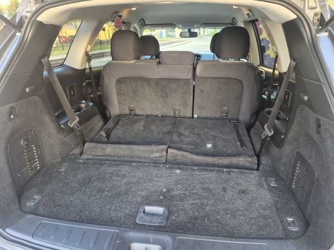 Used 2019 Nissan Pathfinder SV FWD image 20