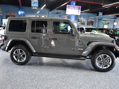 Used 2021 Jeep Wrangler Unlimited Sahara w/ LED Lighting Group AWD/4WD image 2