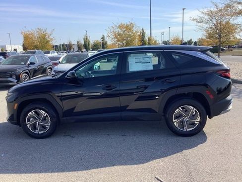 New 2026 Hyundai Tucson Blue SE image 10