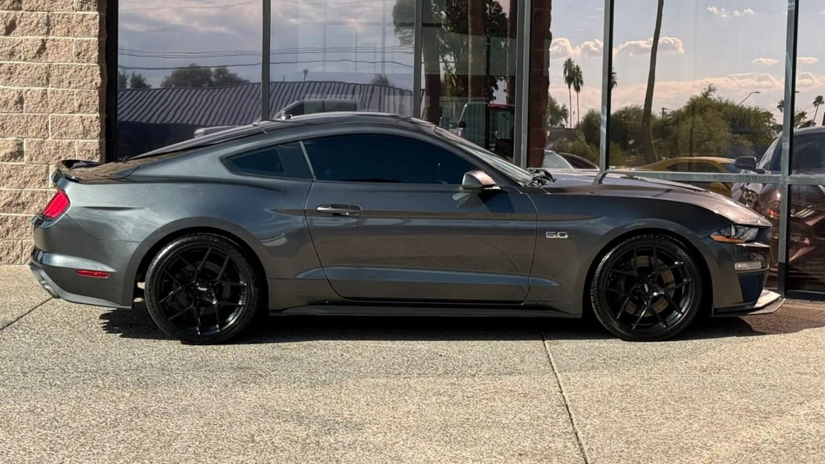 Used 2019 Ford Mustang GT w/ Performance Package - Level 2 RWD image 14