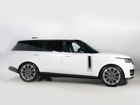 Certified 2024 Land Rover Range Rover SV AWD/4WD image 35