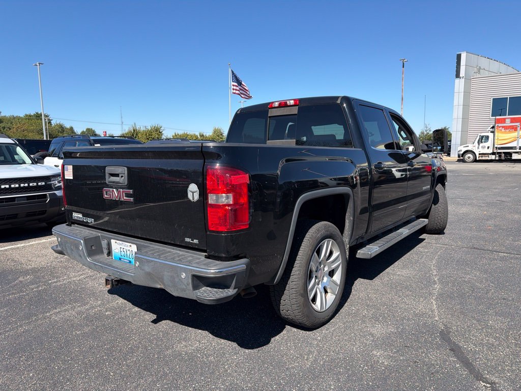 Used 2016 GMC Sierra 1500 SLE w/ SLE Value Package AWD/4WD image 3