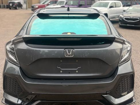 Used 2017 Honda Civic Sport image 4