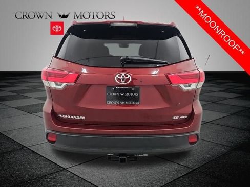 Used 2017 Toyota Highlander SE image 5