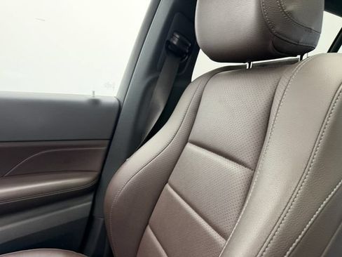 Certified 2021 Mercedes-Benz GLS 450 4MATIC image 40