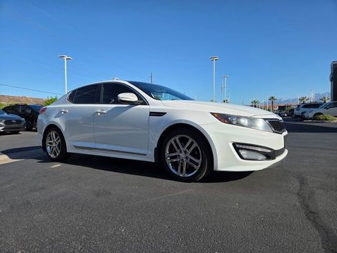 Used 2013 Kia Optima SX w/ Limited Pkg FWD image 2