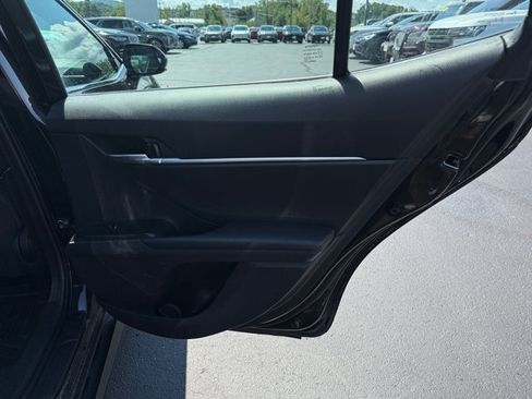 Used 2020 Toyota Camry LE FWD image 27