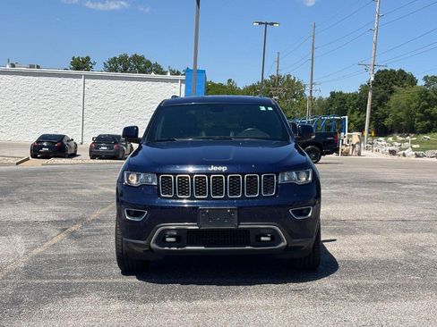 Used 2018 Jeep Grand Cherokee Limited AWD/4WD image 8