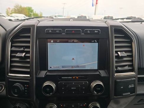 Used 2019 Ford F150 Raptor w/ Equipment Group 802A Luxury AWD/4WD image 19