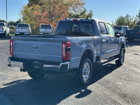 New 2026 Ford F350 Lariat w/ Chrome Package image 4