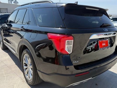 Used 2021 Ford Explorer XLT w/ Equipment Group 202A RWD image 7