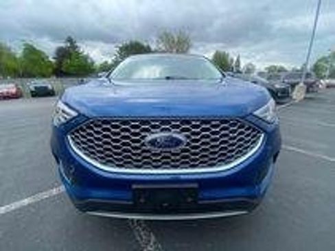 Certified 2023 Ford Edge SEL w/ Convenience Package AWD/4WD image 9