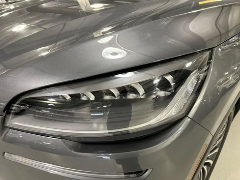 Certified 2023 Lincoln Aviator Reserve w/ Elements Package Plus AWD/4WD image 7
