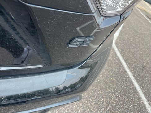 Used 2023 Toyota Corolla SE FWD image 6