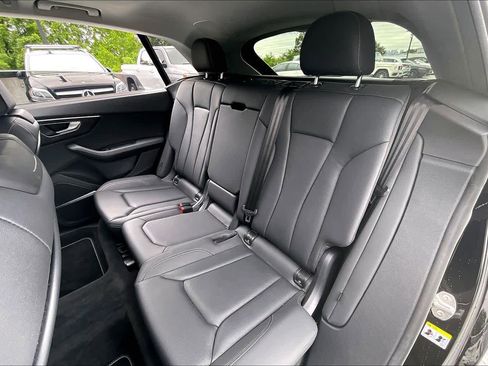 Used 2023 Audi Q8 Prestige AWD/4WD image 21