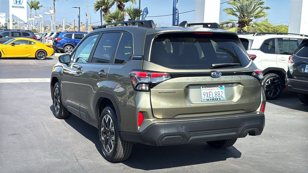 Certified 2026 Subaru Forester Premium AWD/4WD image 4