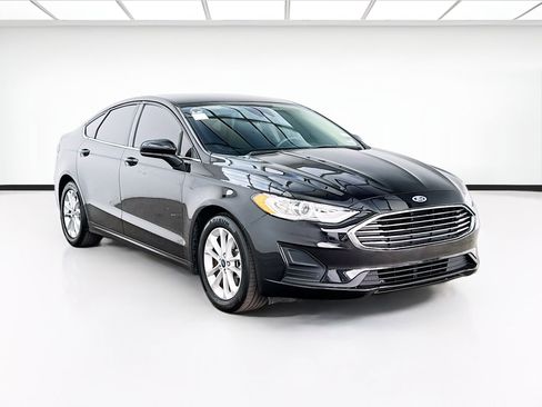 Used 2019 Ford Fusion SE FWD image 3