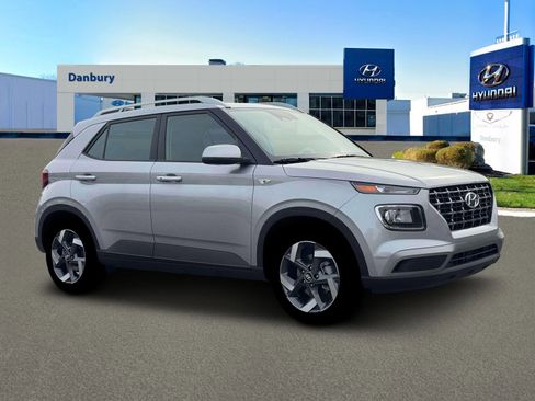 New 2026 Hyundai Venue SEL image 10