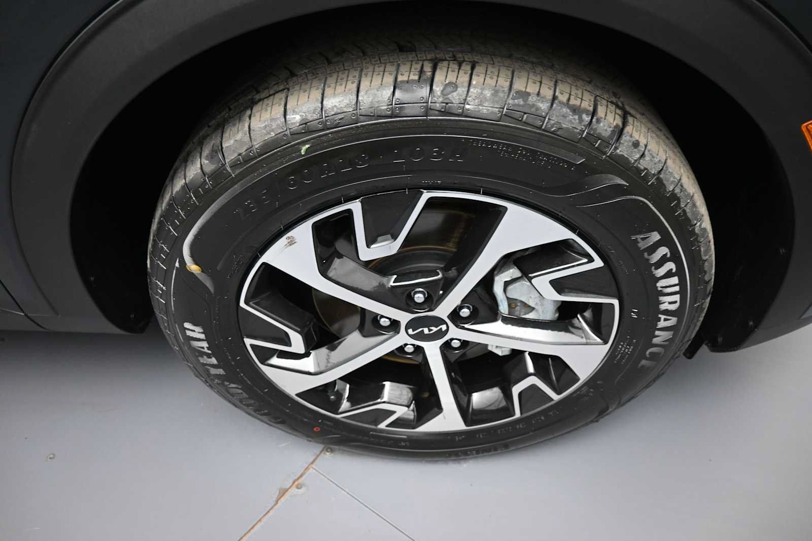 Certified 2023 Kia Sportage EX AWD/4WD image 12