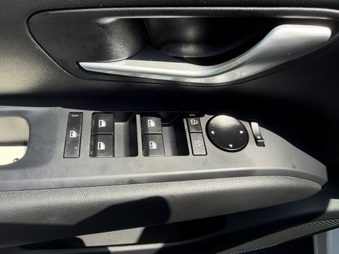 Used 2025 Hyundai Tucson SEL FWD image 20