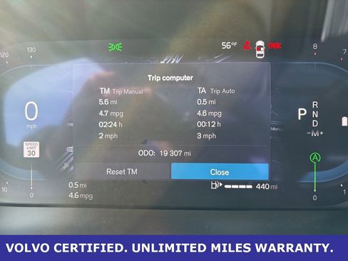 Certified 2025 Volvo XC40 B5 Plus image 25