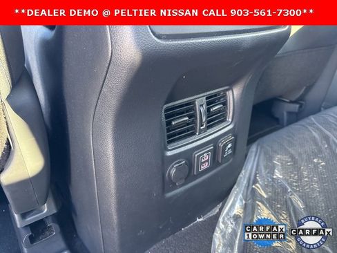 Certified 2024 Nissan Titan SV w/ SV Convenience Package image 23