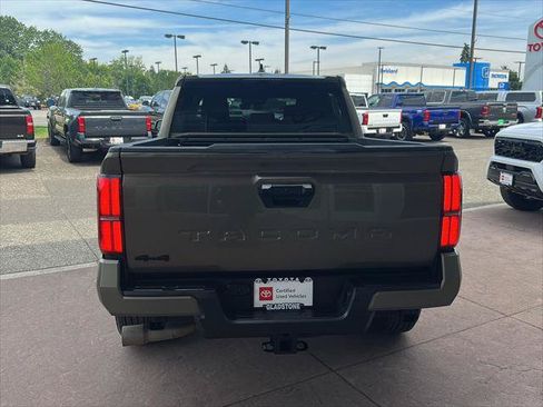 Certified 2026 Toyota Tacoma TRD Sport AWD/4WD image 8