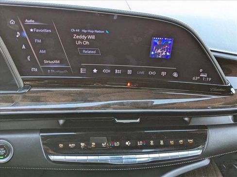 Used 2023 Cadillac Escalade ESV Sport Platinum w/ LPO, ONYX Package image 16