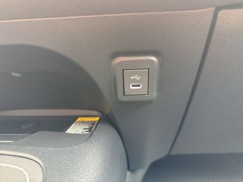 Used 2025 Toyota Corolla SE w/ SE Package image 28