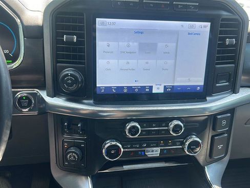 Used 2022 Ford F150 Lariat w/ Max Trailer Tow Package AWD/4WD image 10