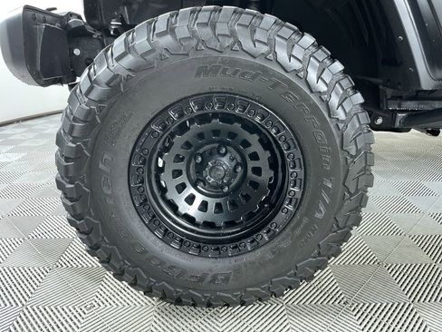 Used 2021 Jeep Gladiator Rubicon image 33