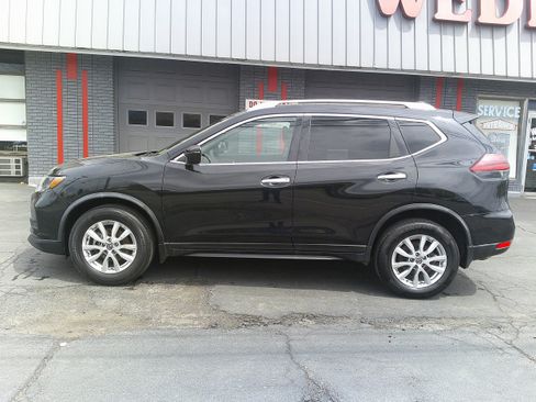 Used 2020 Nissan Rogue S w/ Special Edition Package AWD/4WD image 2