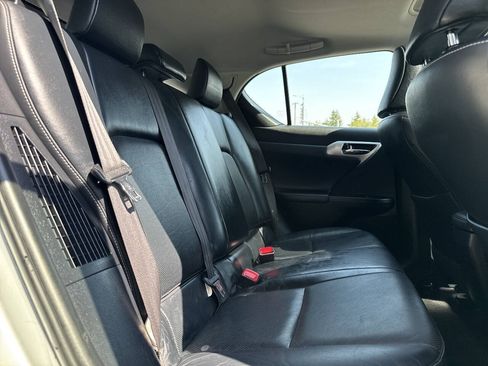 Used 2011 Lexus CT 200h Premium w/ Leather Pkg FWD image 20