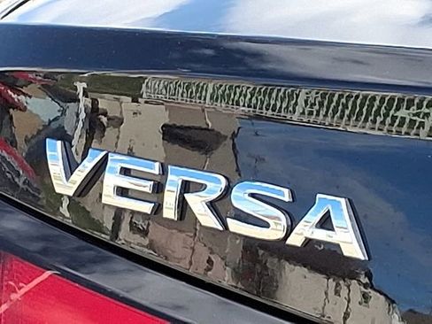 Used 2025 Nissan Versa SV image 30