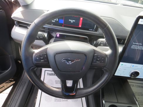 Used 2021 Ford Mustang Mach-E Select w/ Comfort/Technology Package image 17