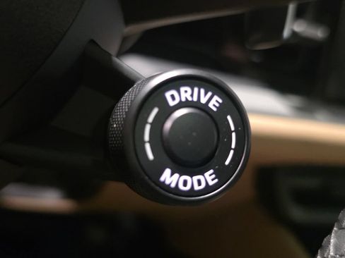 New 2026 Porsche Cayenne AWD/4WD image 18