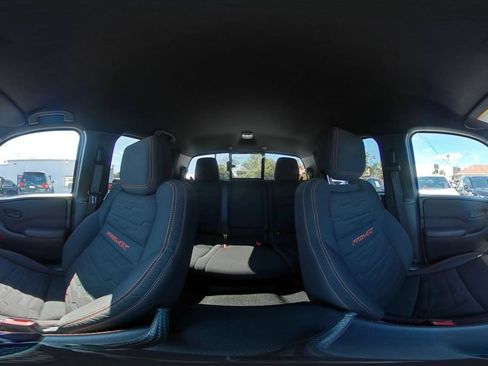 Used 2026 Nissan Frontier PRO-4X AWD/4WD image 41