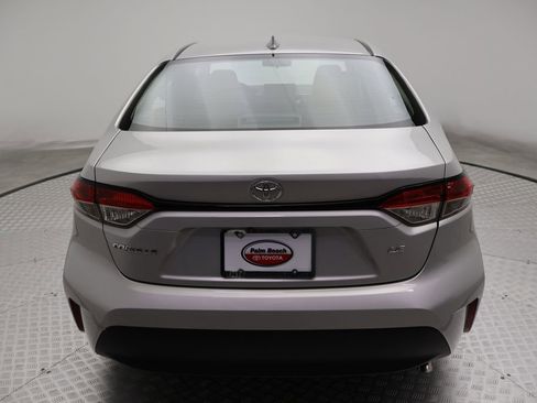 Used 2025 Toyota Corolla LE FWD image 10