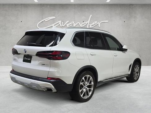Used 2026 BMW X5 sDrive40i RWD image 16