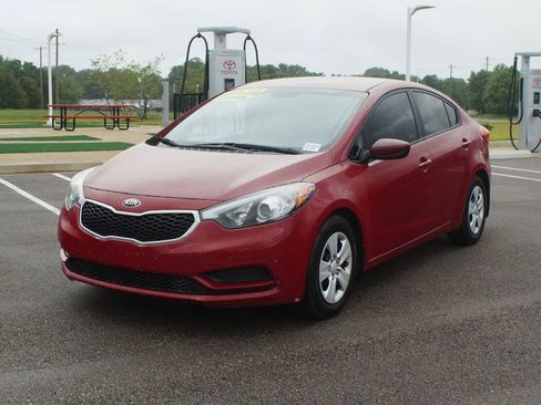 Used 2016 Kia Forte LX FWD image 14