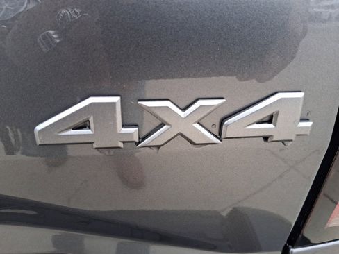 New 2026 Nissan Frontier S image 6