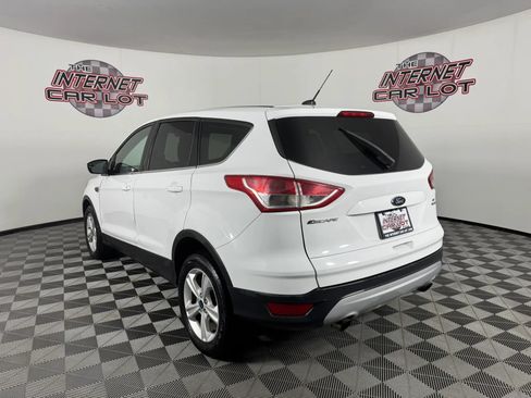 Used 2015 Ford Escape SE AWD/4WD image 5