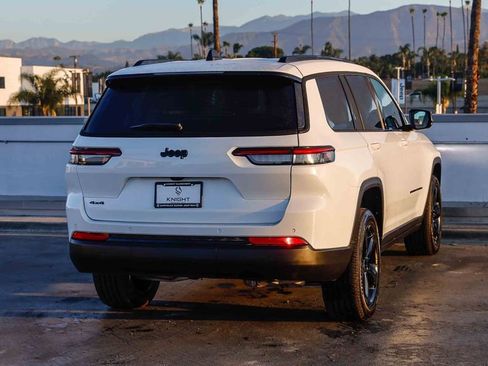 New 2025 Jeep Grand Cherokee L Altitude image 9