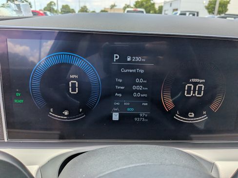 Used 2025 Hyundai Tucson Blue AWD/4WD image 29