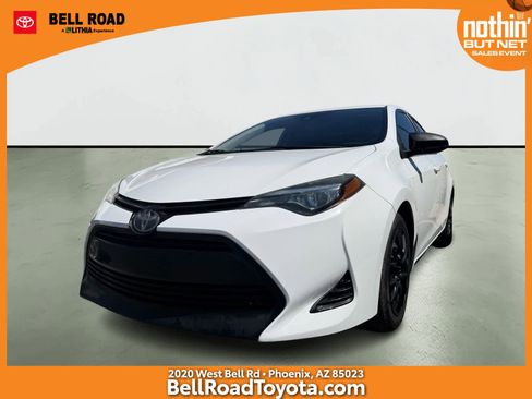 Used 2019 Toyota Corolla LE image 1