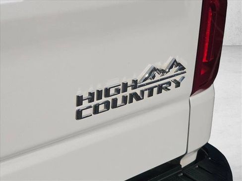 Used 2019 Chevrolet Silverado 1500 High Country w/ Technology Package image 30